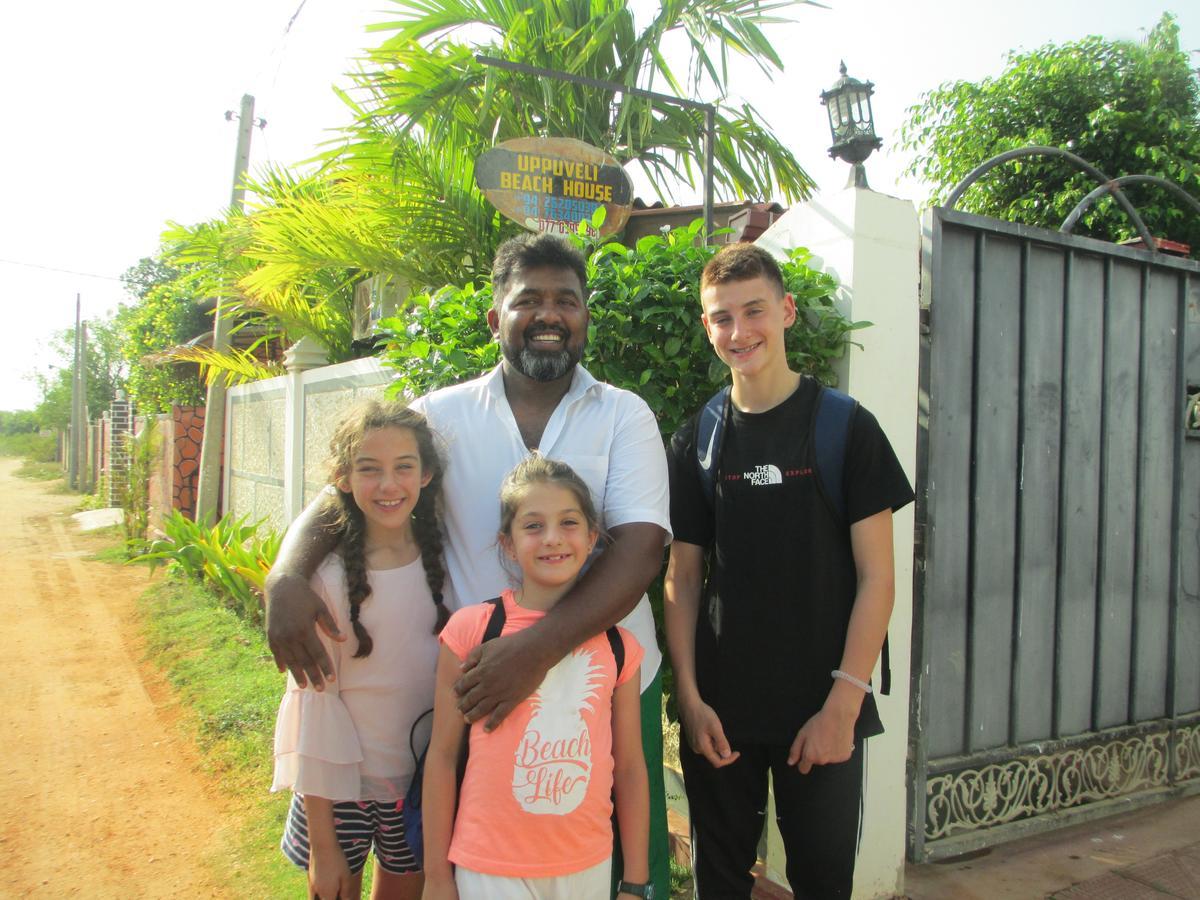 Uppuveli Beach House Trincomalee Esterno foto