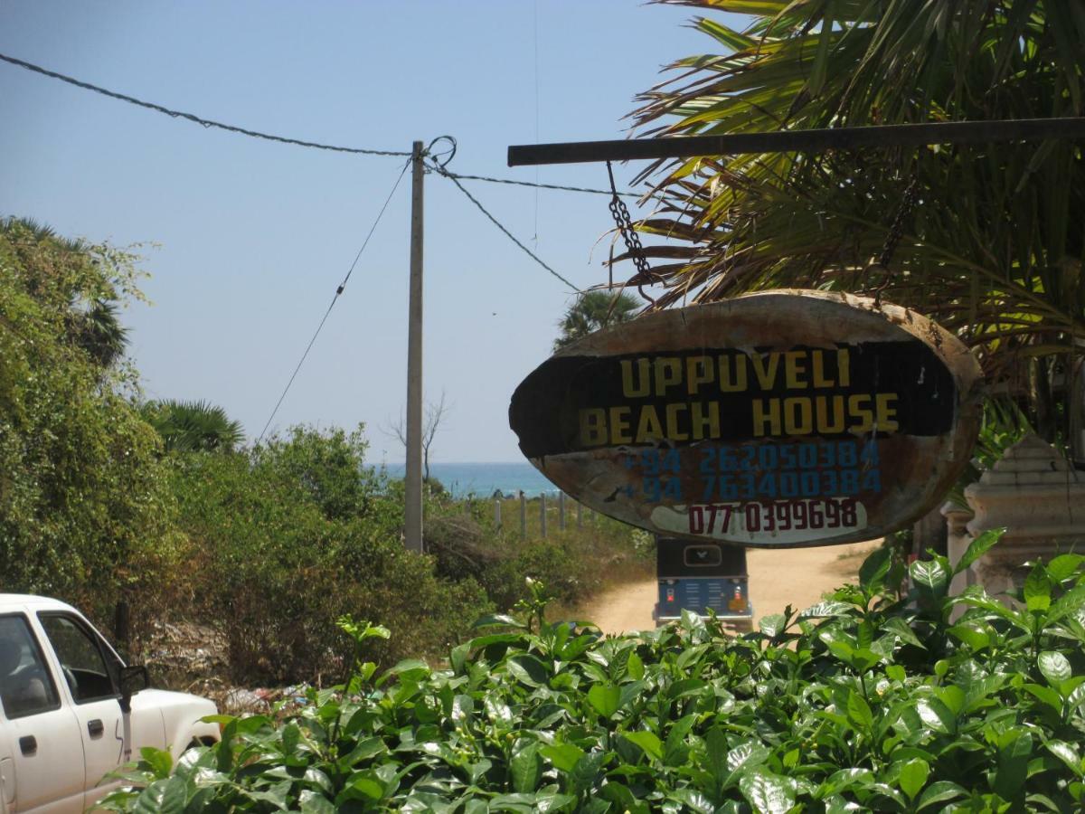Uppuveli Beach House Trincomalee Esterno foto